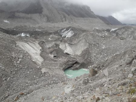 Foto-2-Khumbu Glacier on the way to Everest Base Camp-DSC05409.JPG